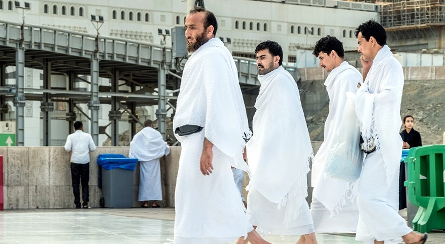 Image News COOLEST IHRAM: MENGGALI ESENSI KESEDERHANAAN DALAM KEMEGAHAN IBADAH HAJI DAN UMRAH